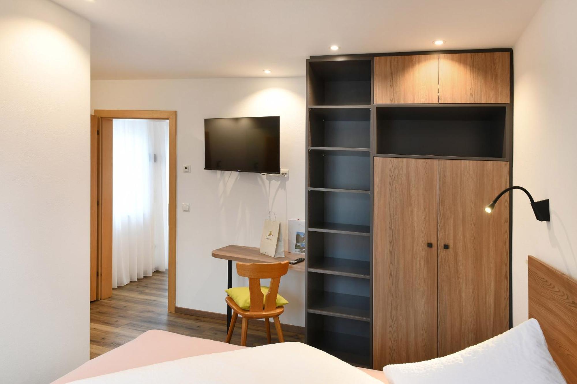 Haus Rosengarten Tirolo Bagian luar foto
